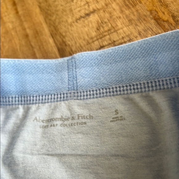 Abercrombie & Fitch Men's blue Boxer Briefs - Picture 2 of 2